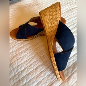 Tommy Bahama suede slip on wedge